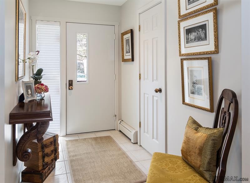 2 bedroom House For Sale: 45 Ettl Lane.. - 2