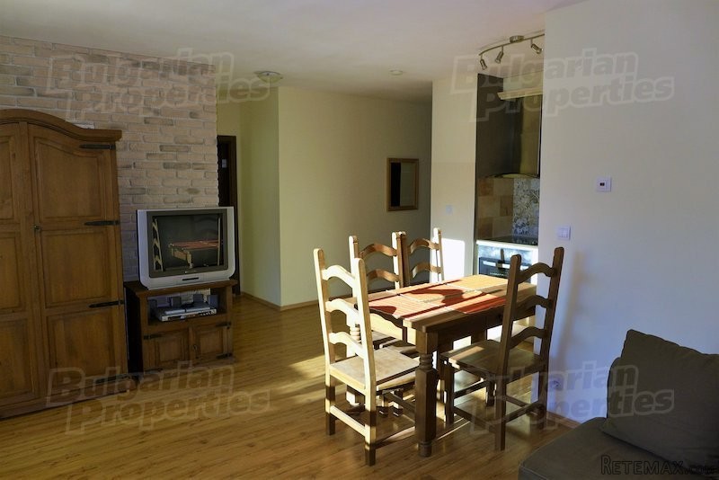 Bright And Spacious Flat