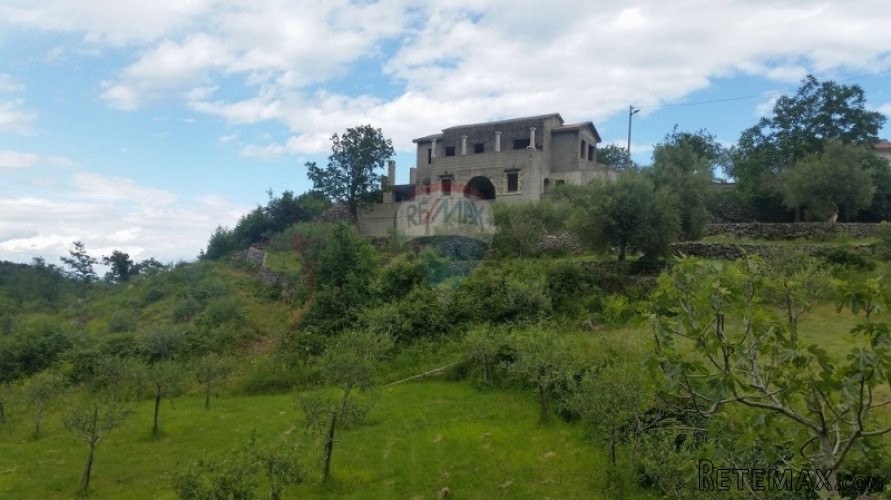 KUĆA S POGLEDOM NA KVARNERSKI ZALJEV! - 2