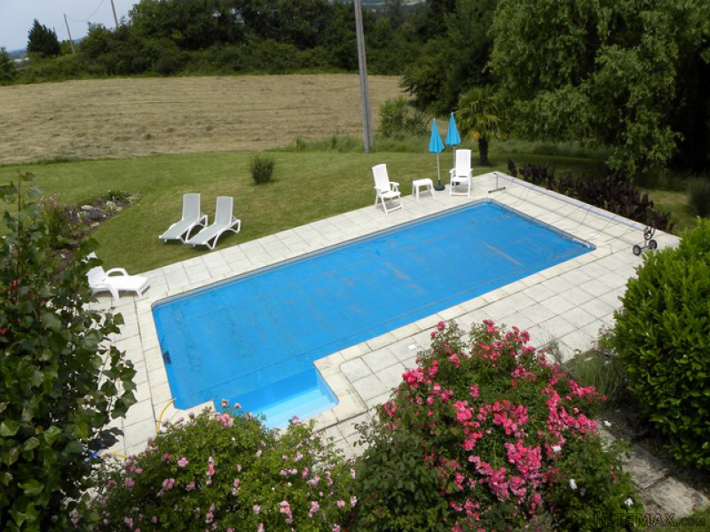 A Superb Property With Guest House.. - 2