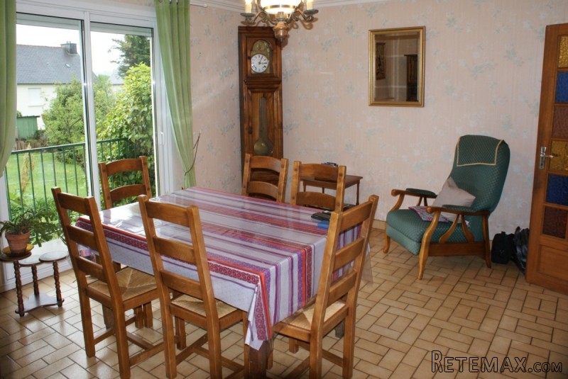 Well Appointed Detached House - 2