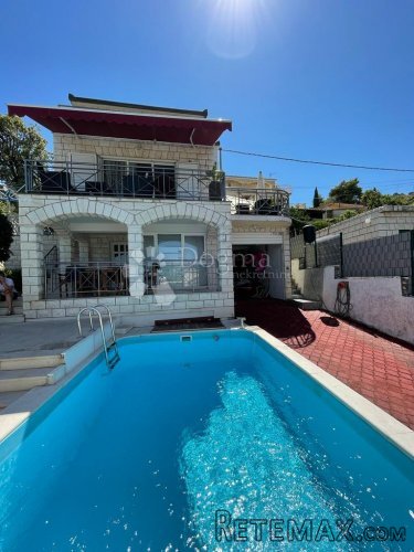 Villa prvi red uz more - TROGIR - 2