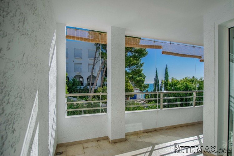 This fantastic apartment is located on the second line in.. - 3