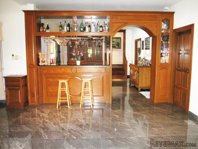 Gorgeous 3 Bedroom house with private.. - 2