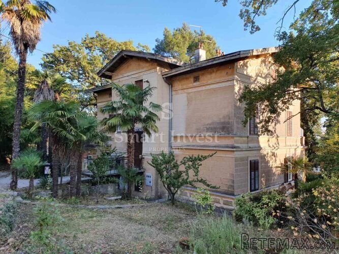 OPATIJA, stan od 244 m2 u austrougarskoj vili drugi red do.. - 2