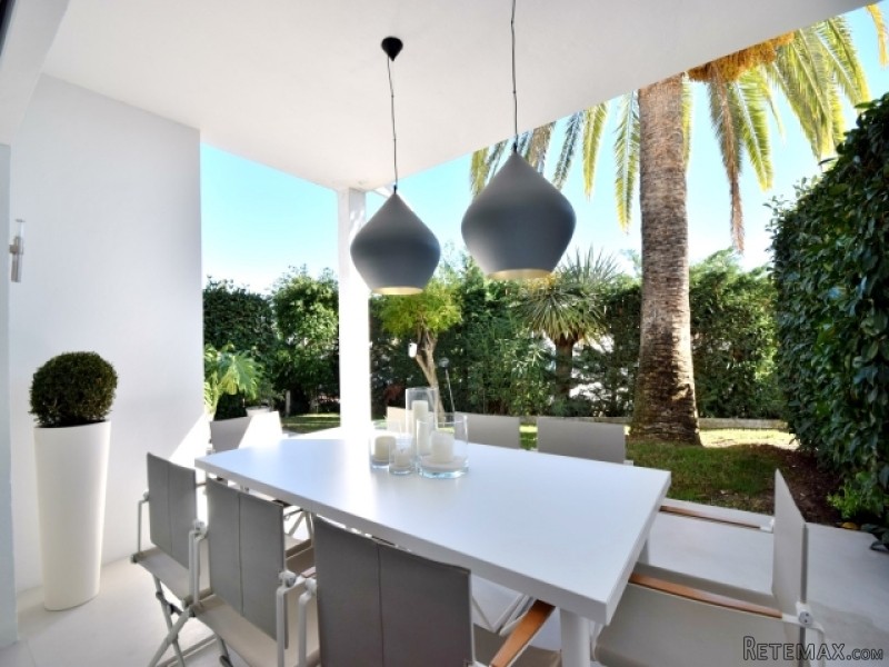 Three Bedroom Townhouse In Penablanca..