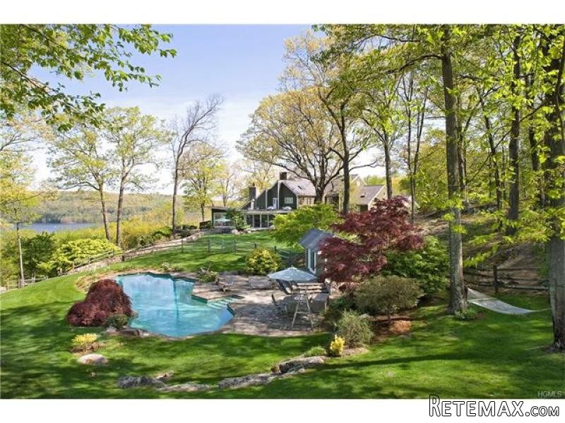 6 bedroom House For Sale: 195 Mills..