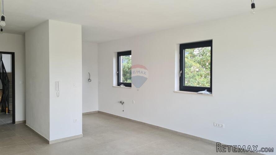 Poreč: Moderan stan 1. kat + krovna terasa 90m2 - 7
