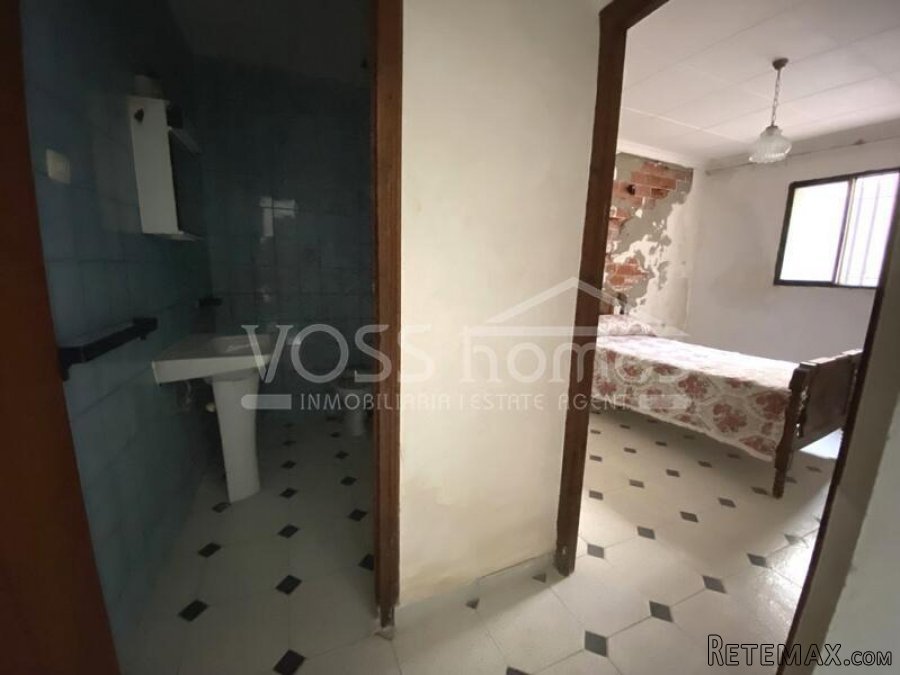 EXCLUSIVE FOR VOSS HOMES - A very interesting, 2 storey.. - 10