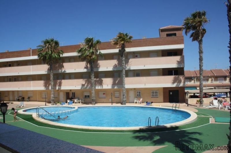 Apartment for sale in Los Nietos