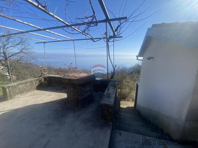 LOVRAN, Kamena kuća sa pogledom na more - 2