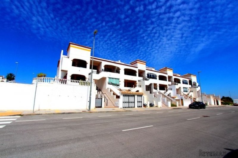 2 bedroom, 1 bathroom Apartment, Entre..