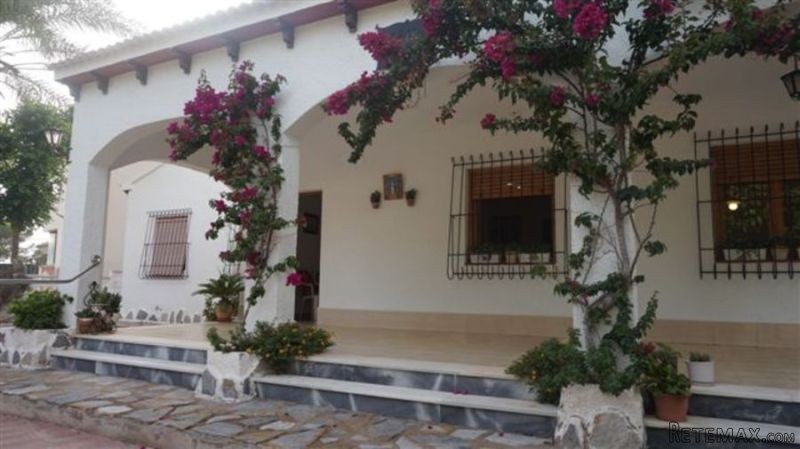 4 Bedrooms - Villa - Alicante - For Sale - 2