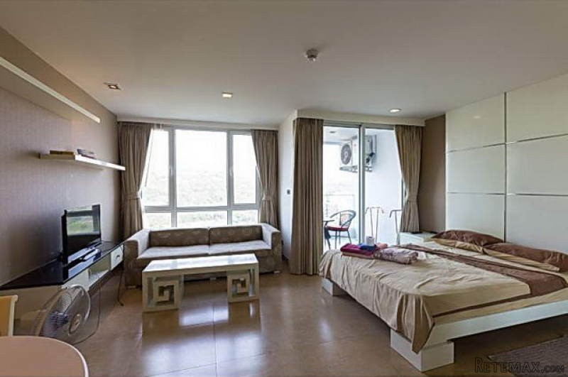 Cosy Beach Cliff Condo Studio for Sale