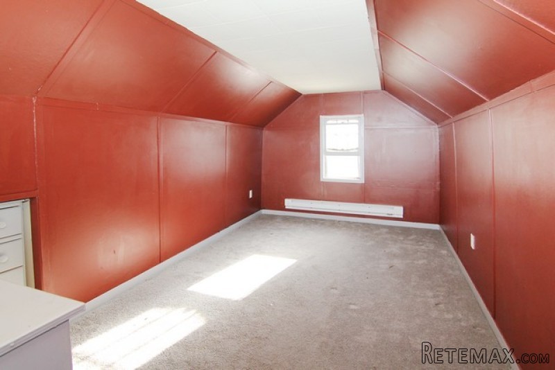 12 High St Bloomfield, NJ, 07003 Essex.. - 2