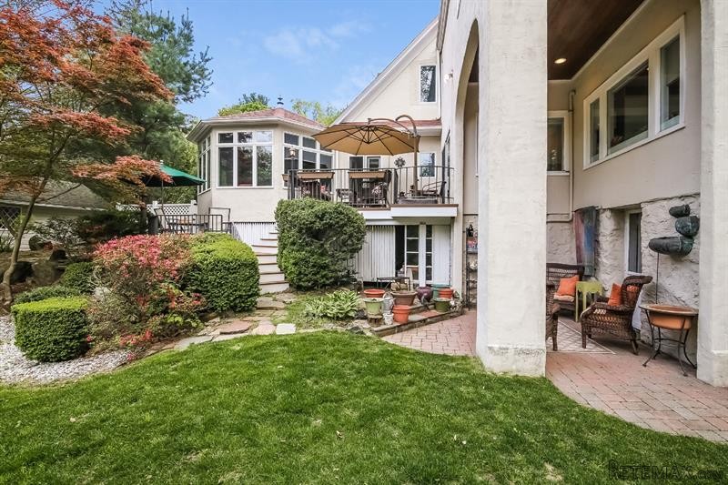 5 bedroom House For Sale: 60 Church..