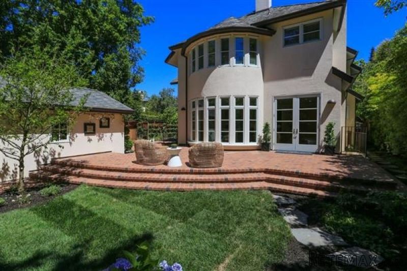 luxurious three-level home in palo alto - 2