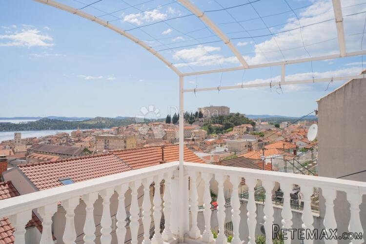 ŠIBENIK STARI GRAD | NAJLJEPŠI POGLED U GRADU | DVIJE SPAVAĆ - 3