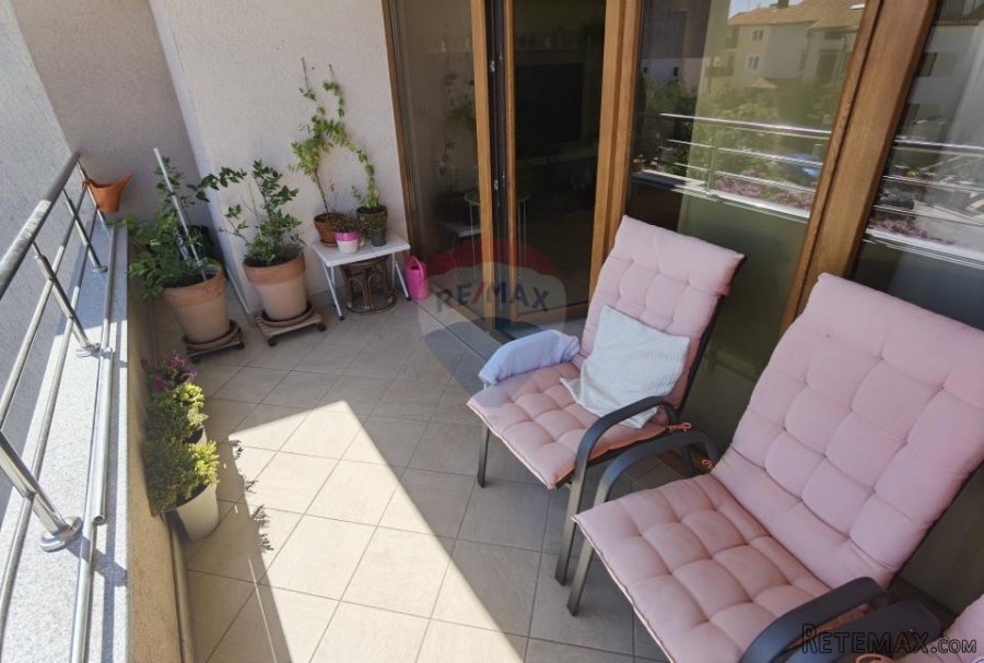 PULA, STAN 190 m2 + apartman 60m2 - 3