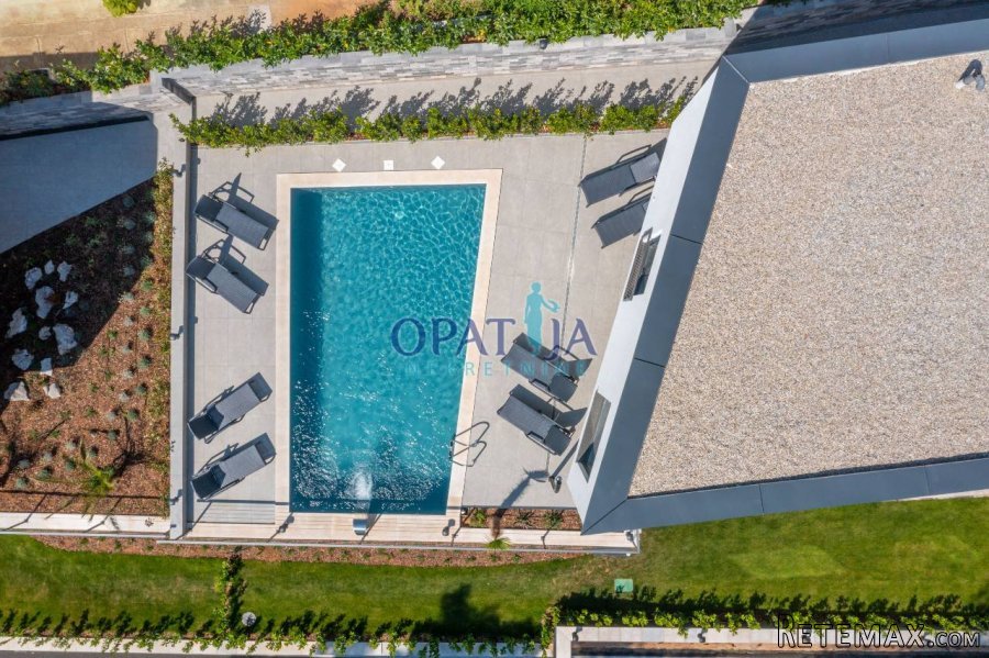 Opatija-Mošćenička draga dvojna villa sa bazenom 202 m2 - 4