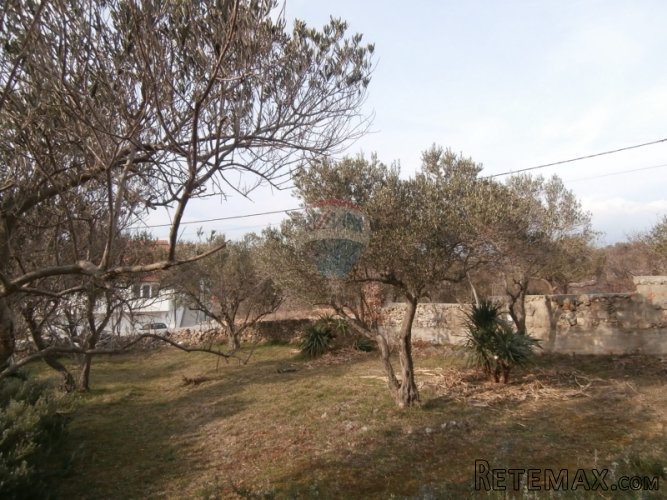 KRK,VRBNIK, KUĆA 180 M2 NA VELIKOJ PARCELI! - 5