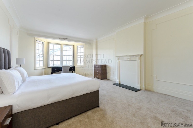 14 Strathmore Court