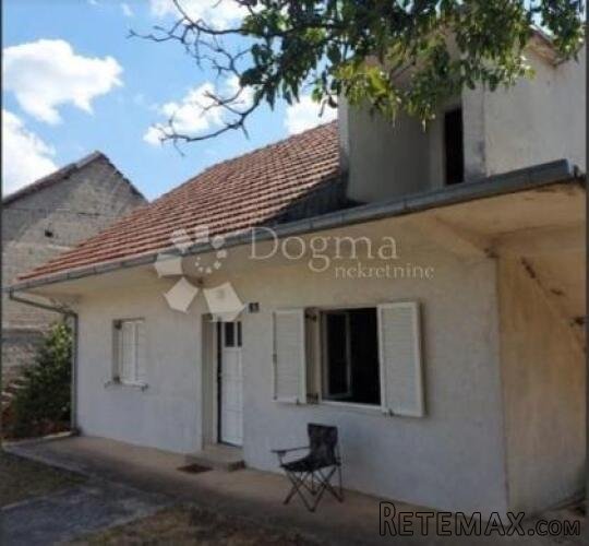 Kuća na odličnoj lokaciji, Vrlika - 3
