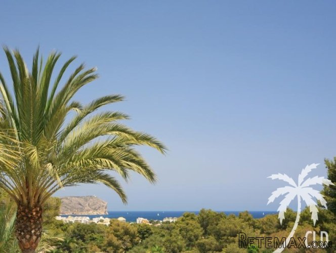 This stylish property, with unmistakeable Italian features.. - 3
