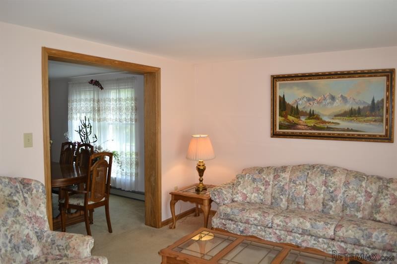 4 bedroom House For Sale: 460.. - 2