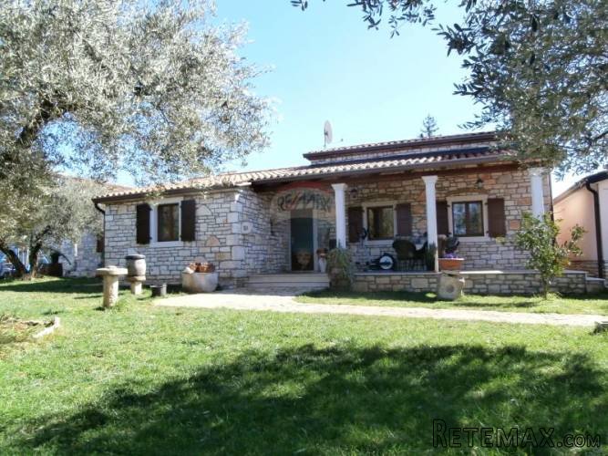 UMAG, okolica-predivna kamena kuća na osami