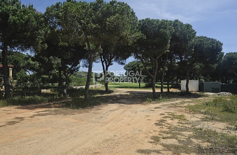 Golf Front Plot in Vila Sol