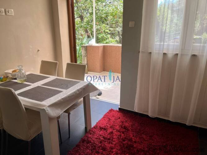 Lovran centar - prekrasan 2 sobni stan sa terasom i garažom.. - 3