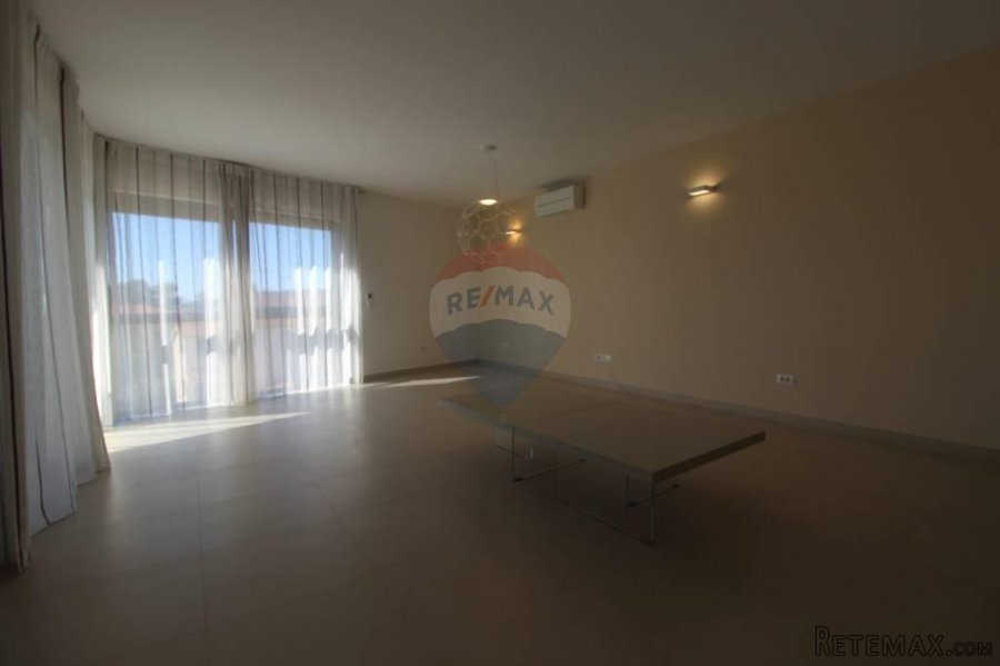 ISTRA,ROVINJ - PREDIVAN KOMFORAN PENTHOUSE S JOŠ LJEPŠIM POG - 5