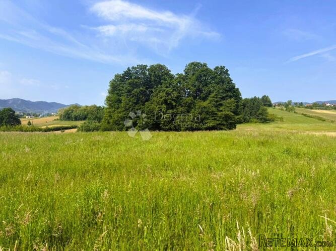 Prekrasno građevinsko zemljište s panoramskim pogledom – Rib