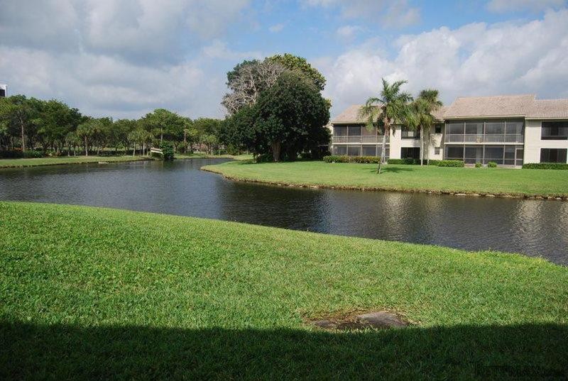 7735 Lakeside Blvd #g901, Boca Raton..