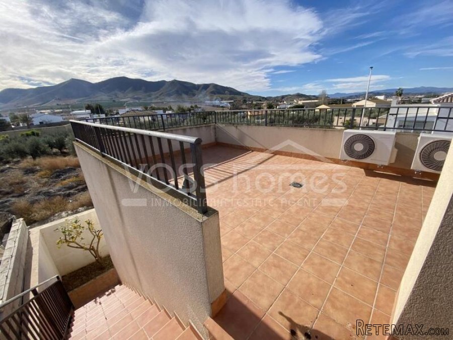 EXCLUSIVE TO VOSS HOMES - A very deceptively spacious 3.. - 8