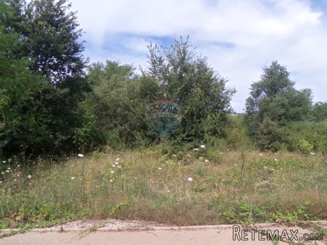 ZEMLJIŠTE U INDUSTRIJSKOJ ZONI - 2