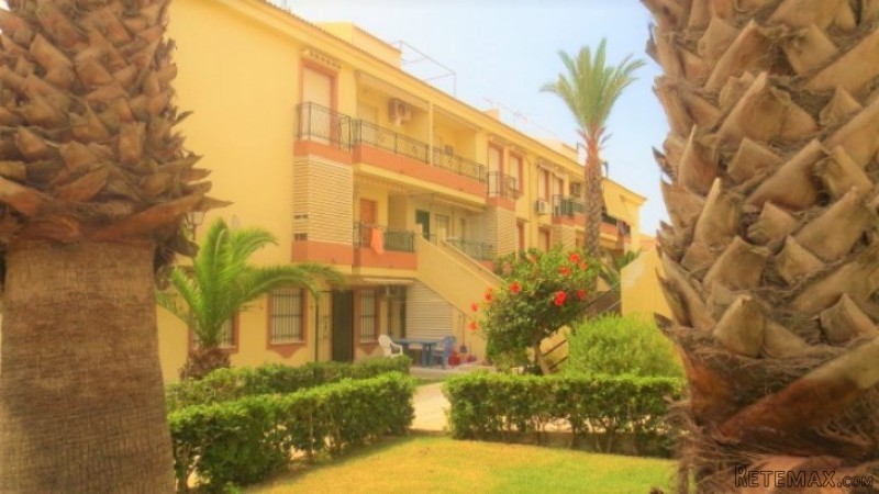 Amazing Top Floor 3 Bedrooms Apartment..