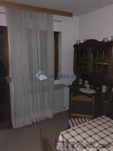 Zagreb, Velika Gorica, 250m2+ 350m2 okućnice, garaža - 11