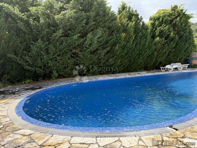 BAŠKA, APARTMAN U PRIZEMLJU - 2