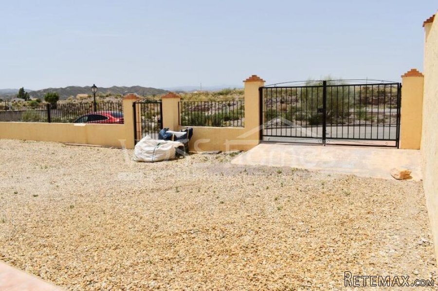 FOR SALE WITH VOSS HOMES - A larger than average, "as.. - 12