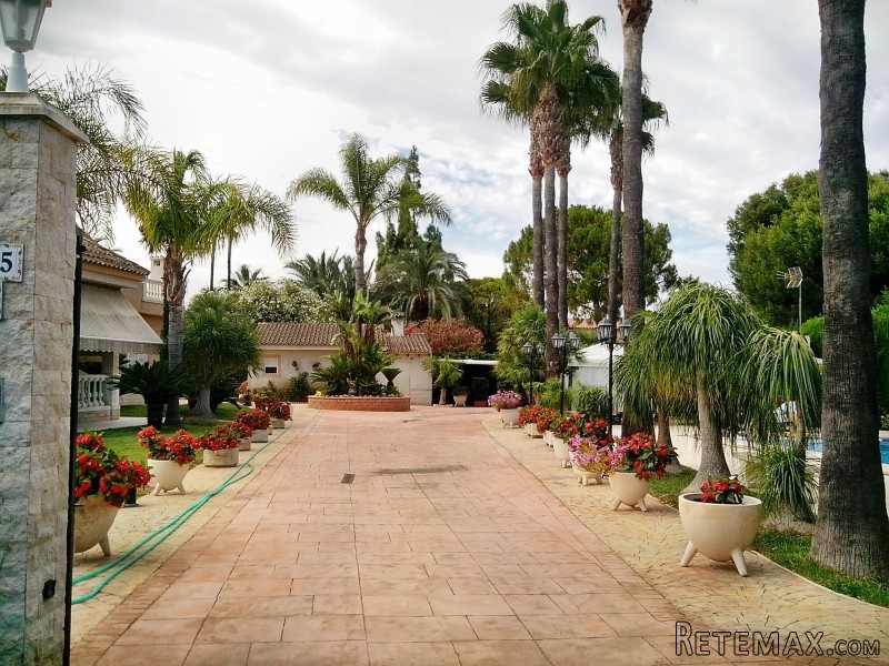 4 Bedrooms - Villa - Alicante - For Sale - 2