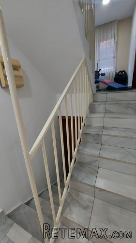 Prodajem kucu u Jagodini - 13
