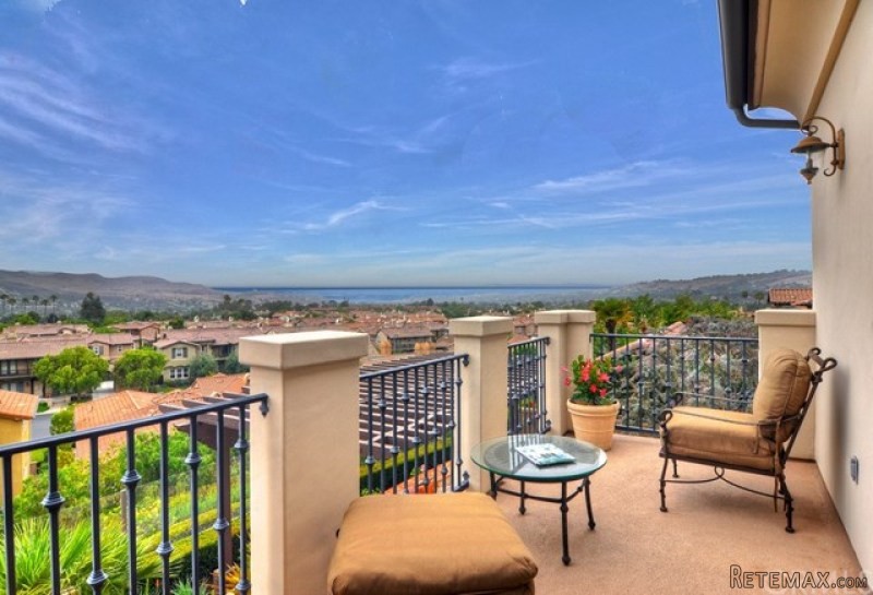27442 Calle De La Rosa
