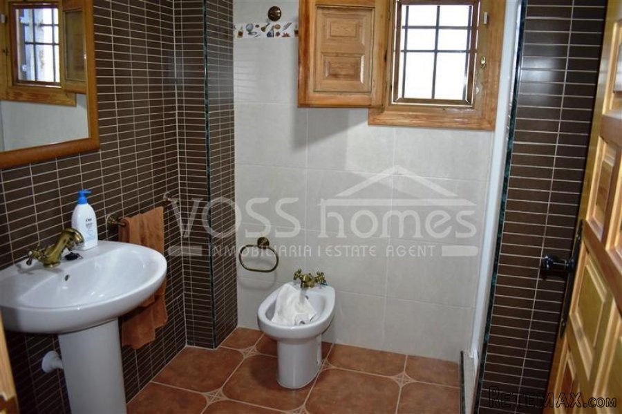 A lovely 4 bedroom, 1 bathroom Country House of 230m2 with.. - 14