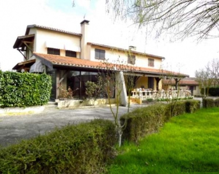 Maison à deux pas d'Auch, 7 chambres..