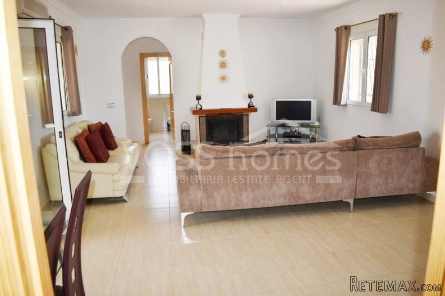FOR SALE WITH VOSS HOMES - A larger than average, "as.. - 16