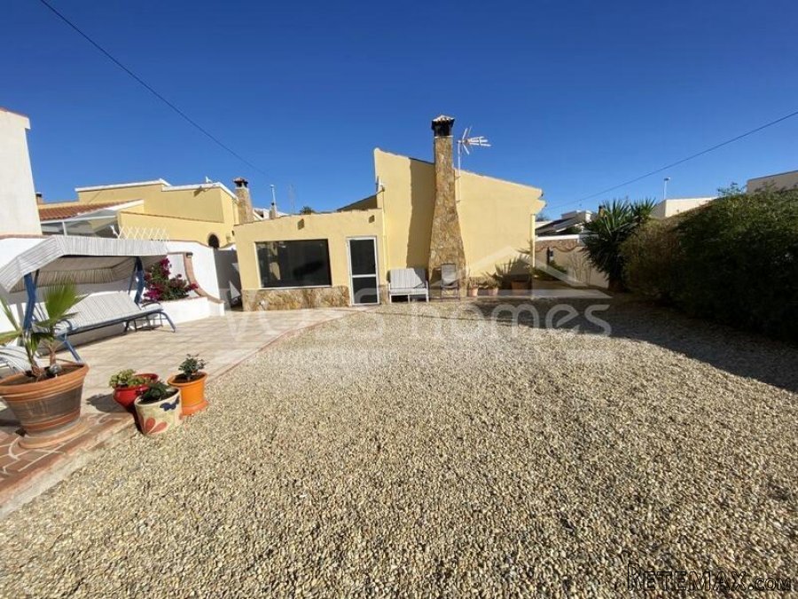EXCLUSIVE TO VOSS HOMES - A beautifully presented, recently.. - 18