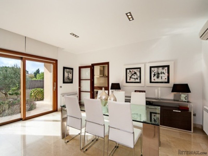 Modern Villa By The Sea - 2