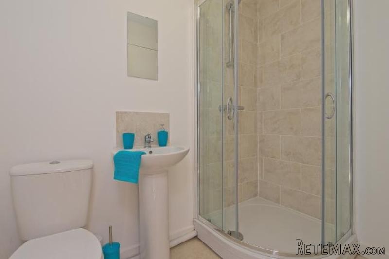 1 Bed Flat For Sale - 2